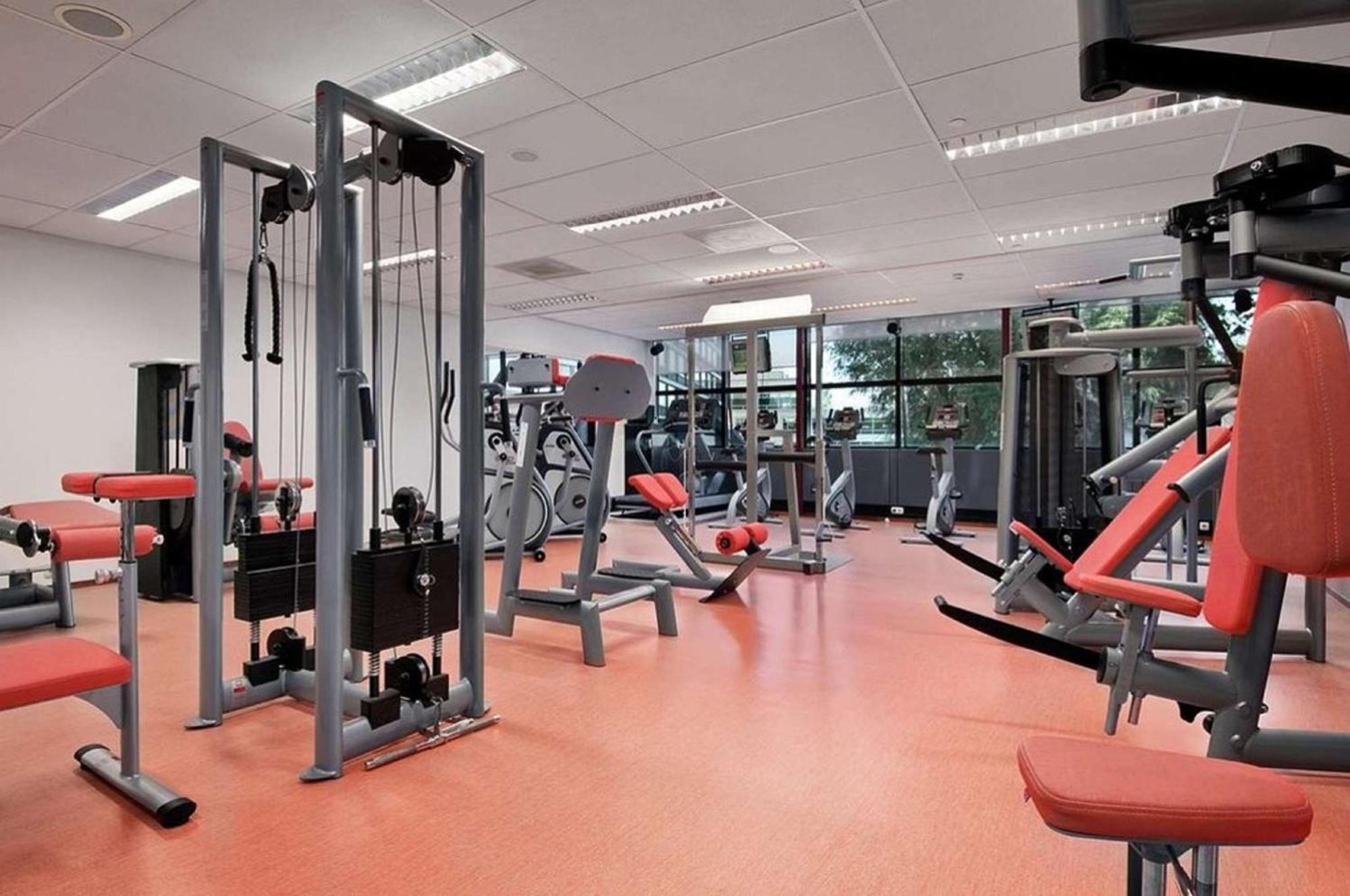 Hilton Amsterdam Hotel Exterior photo The gym at the University of Bath